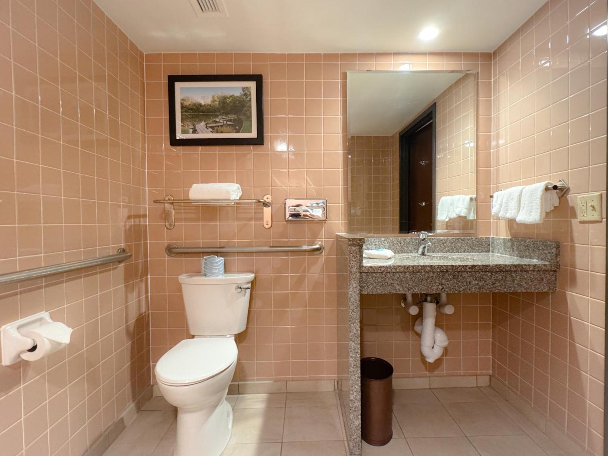 Heritage Inn & Suites St Louis Fenton, Trademark By Wyndham Экстерьер фото