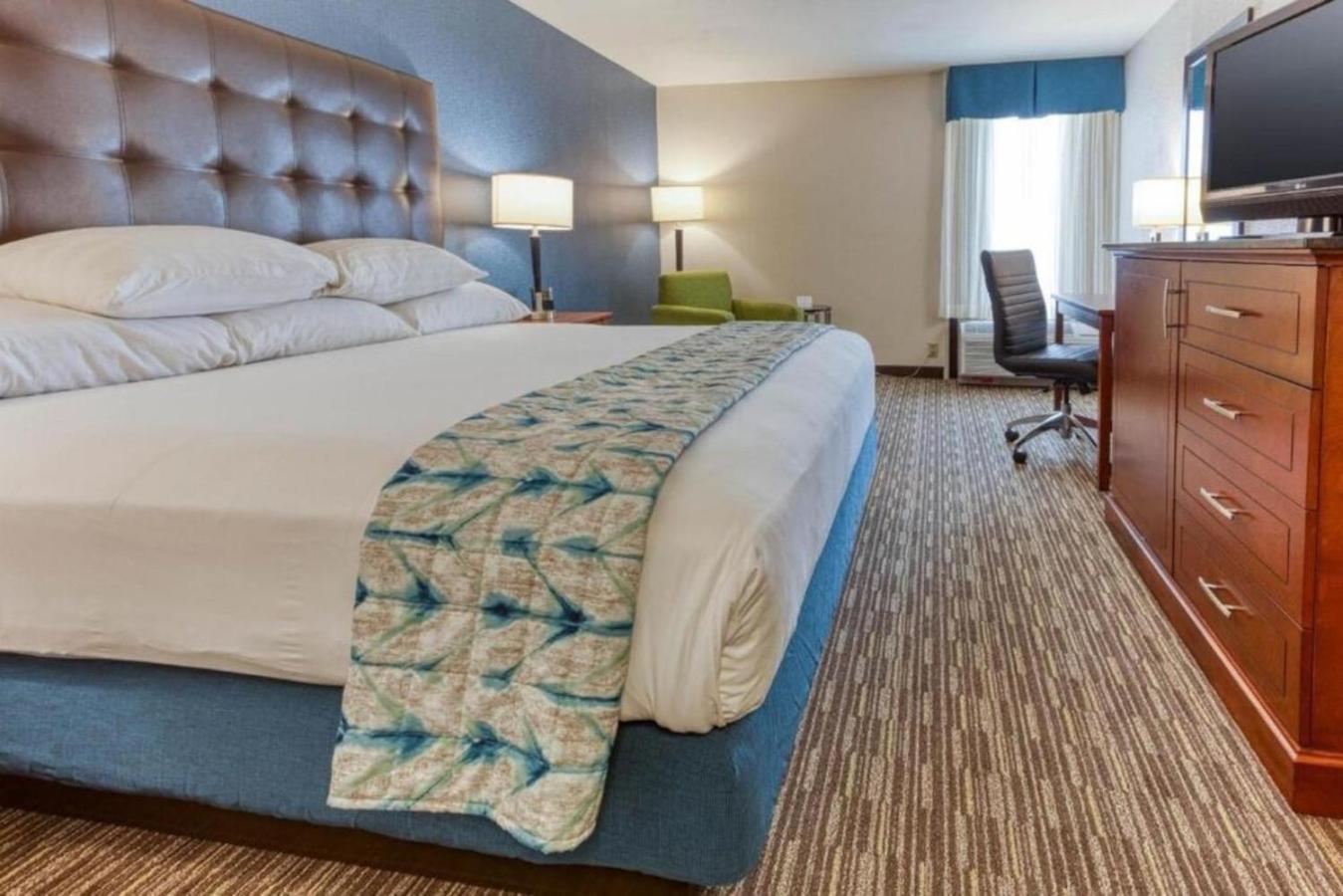 Heritage Inn & Suites St Louis Fenton, Trademark By Wyndham Экстерьер фото