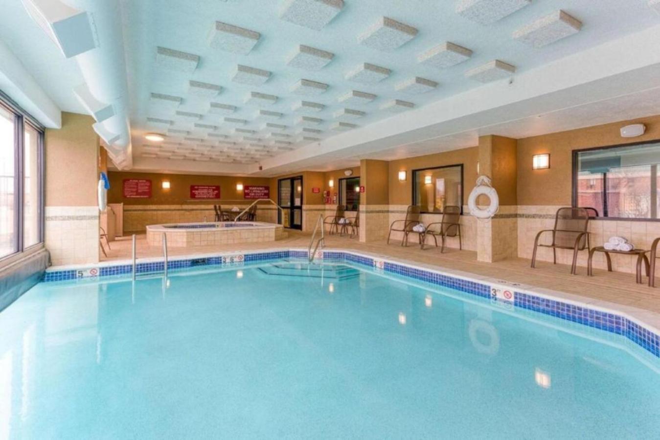 Heritage Inn & Suites St Louis Fenton, Trademark By Wyndham Экстерьер фото