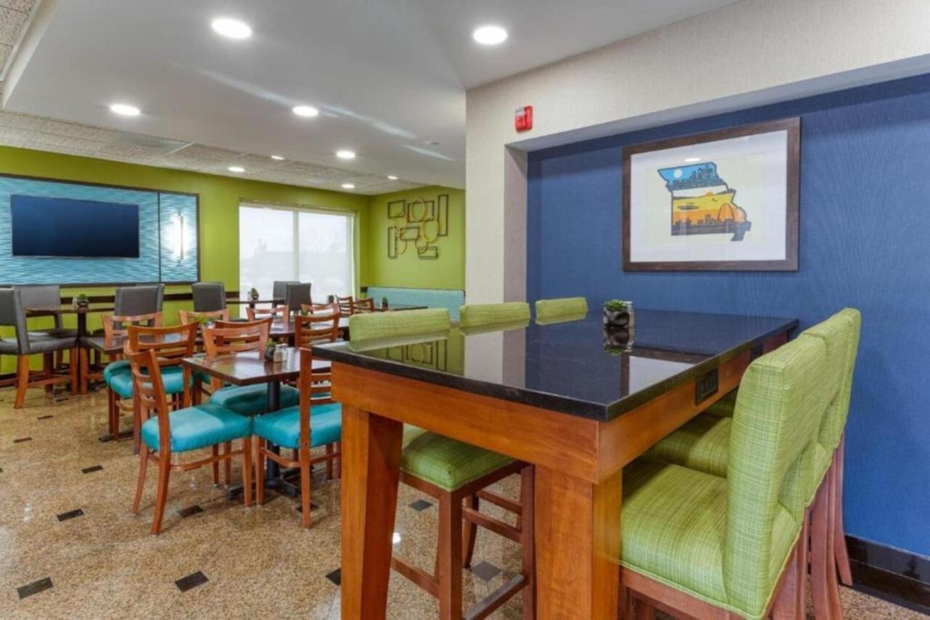 Heritage Inn & Suites St Louis Fenton, Trademark By Wyndham Экстерьер фото