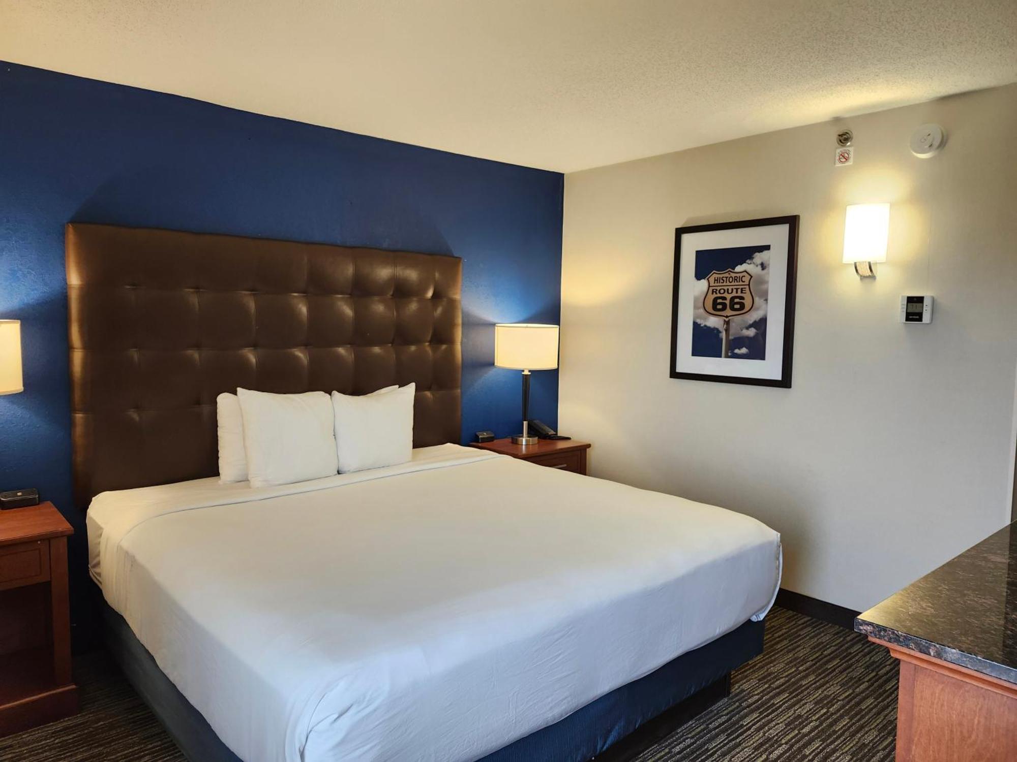 Heritage Inn & Suites St Louis Fenton, Trademark By Wyndham Экстерьер фото